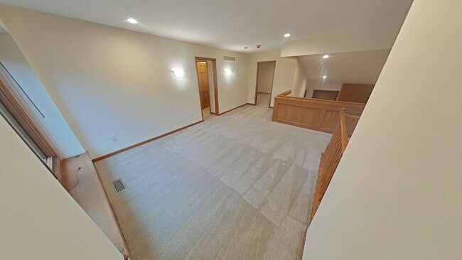 Building Photo - 1449 Ridge Ct