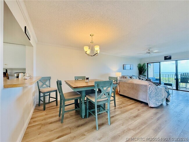 Building Photo - 7410 S Ocean Dr