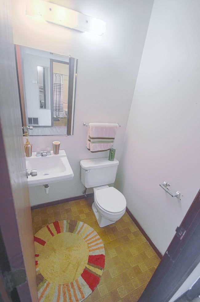 Floorplan - 107 E Springfield Ave