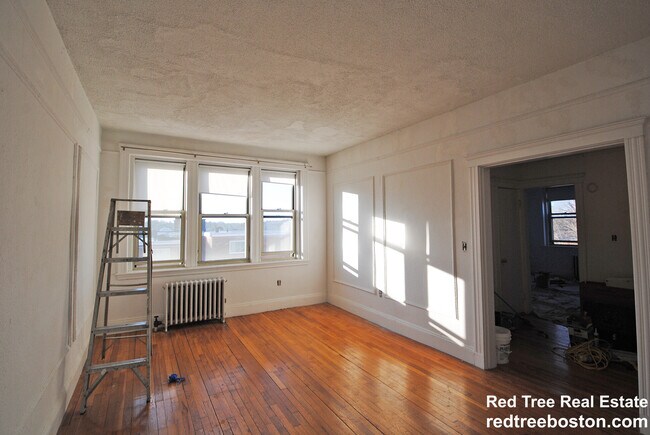 Building Photo - 24 Colborne Rd