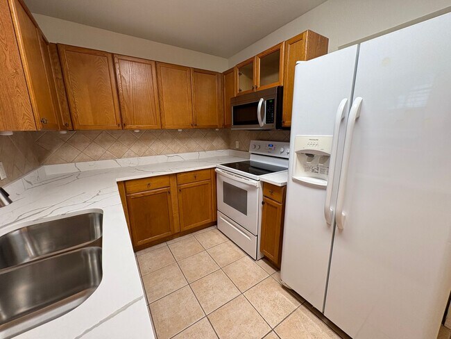 Building Photo - Charming 3-bed 2-bath Home Birdville ISD!