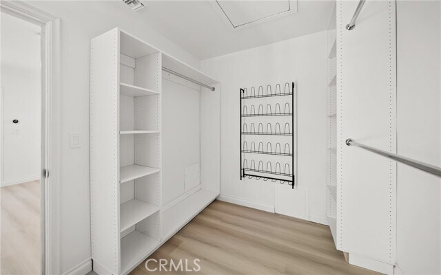 Building Photo - 7930 Vulcan Dr