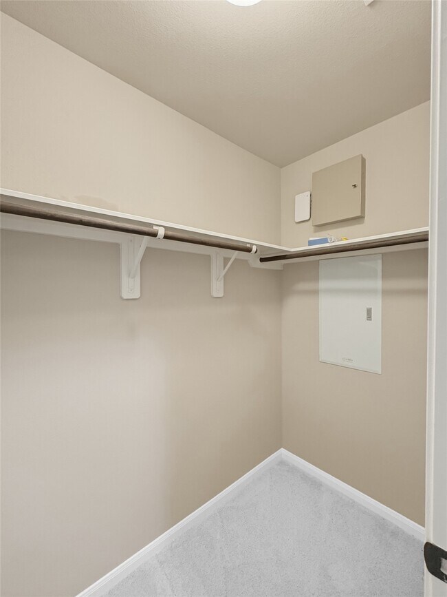 Building Photo - 10115 Cypress Path