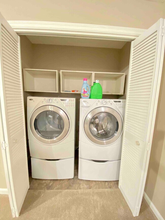 Building Photo - 1254 Township Dr