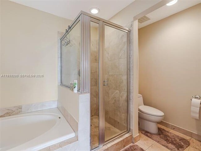 Building Photo - 3330 NE 190th St