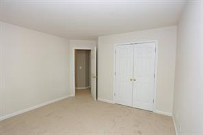 Building Photo - 3986 Fox Glen Dr