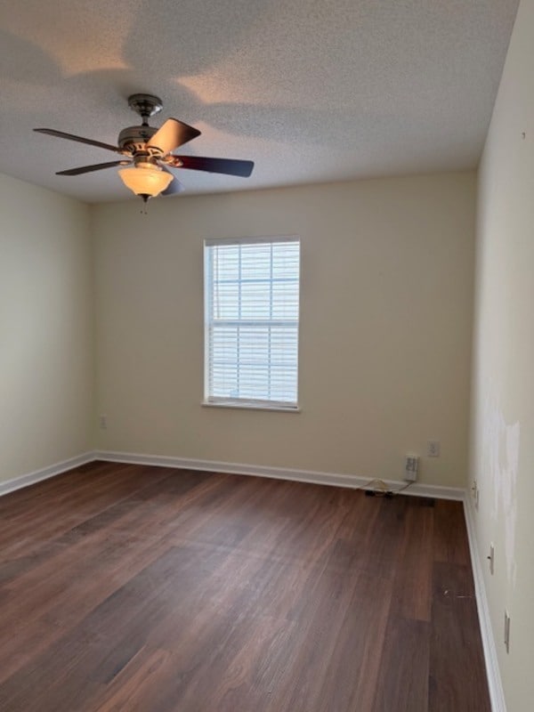 Building Photo - 432 Dahoon Dr