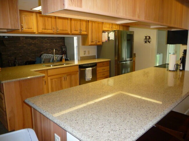 Building Photo - 3/2.5 in Sebastian FL