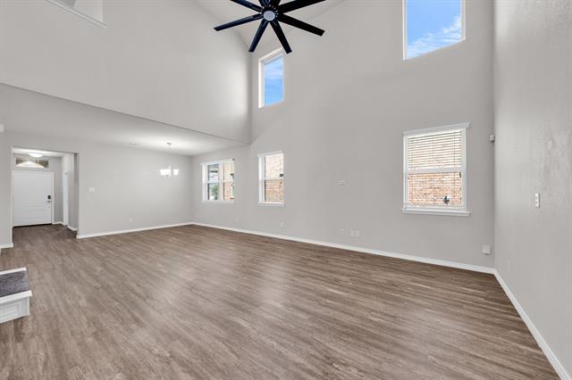 Building Photo - 2249 Barx Dr