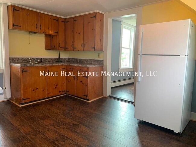 Primary Photo - 1237 State St