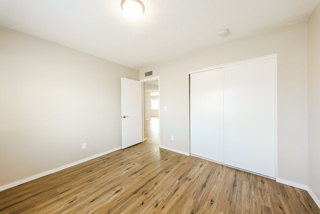 Building Photo - 4124 N 106th Ave