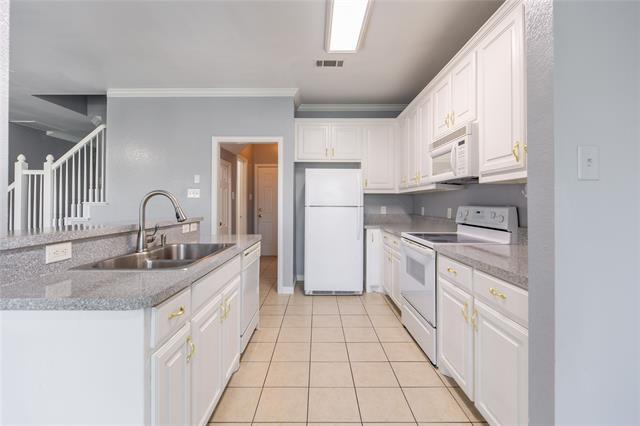 Building Photo - 5813 Blackmon Ct