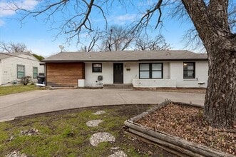 Building Photo - 4009 Anita Ave