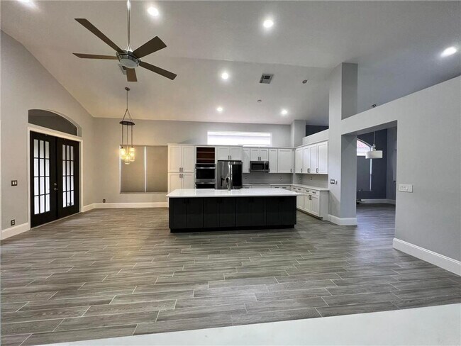 Building Photo - 3902 Trenton Ave