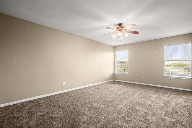 Building Photo - 6220 Perlita Dr