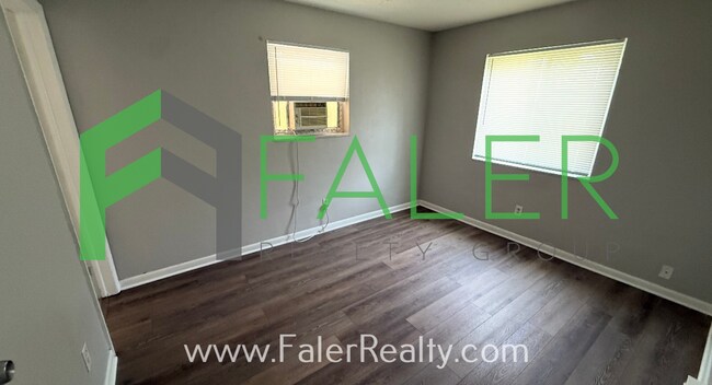 Building Photo - 1626 Darst Ave