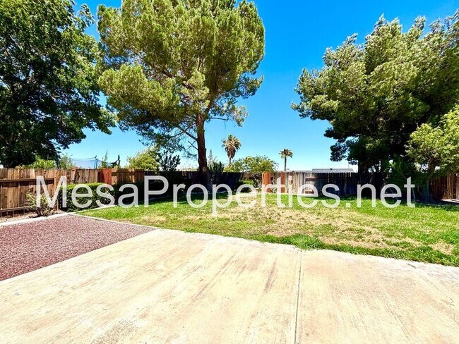 Building Photo - 14182 Liberty Way