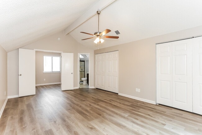 Building Photo - 11507 Kelvyn Grove Pl