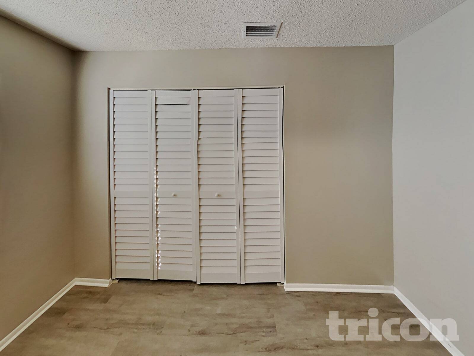 Building Photo - 39 Trotters Cir