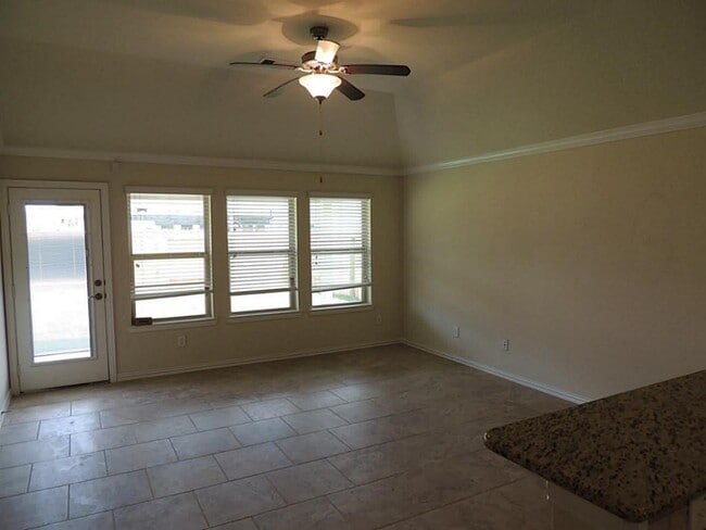Building Photo - 3611 Kent Springs Ct