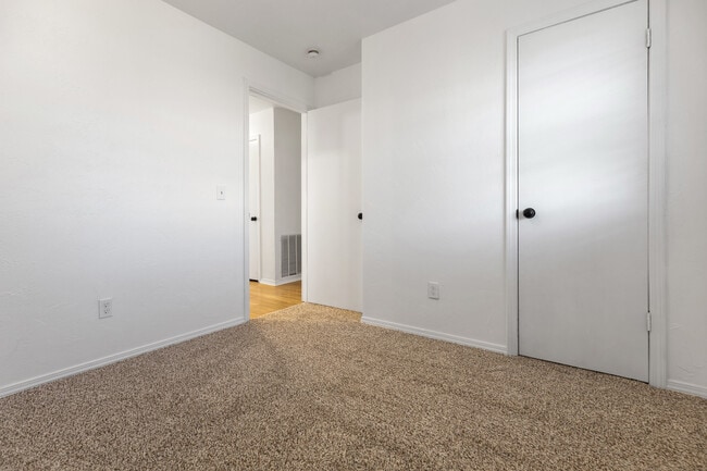 Building Photo - 753 NW 1st St