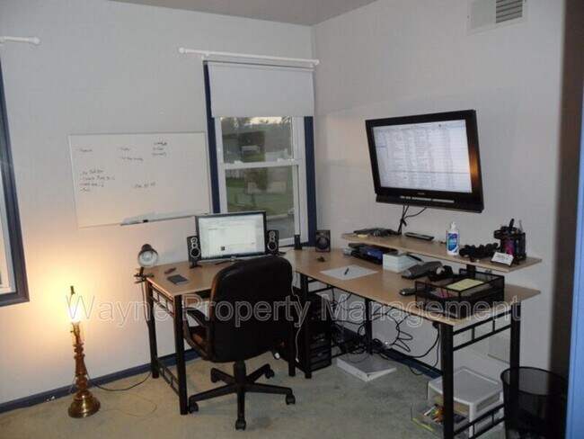 Building Photo - 112 Virginia Ave