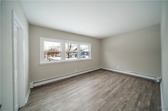 Building Photo - 4618 Brickyard Falls Rd