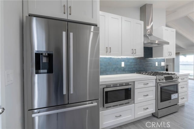 Building Photo - 633 Vista Bonita