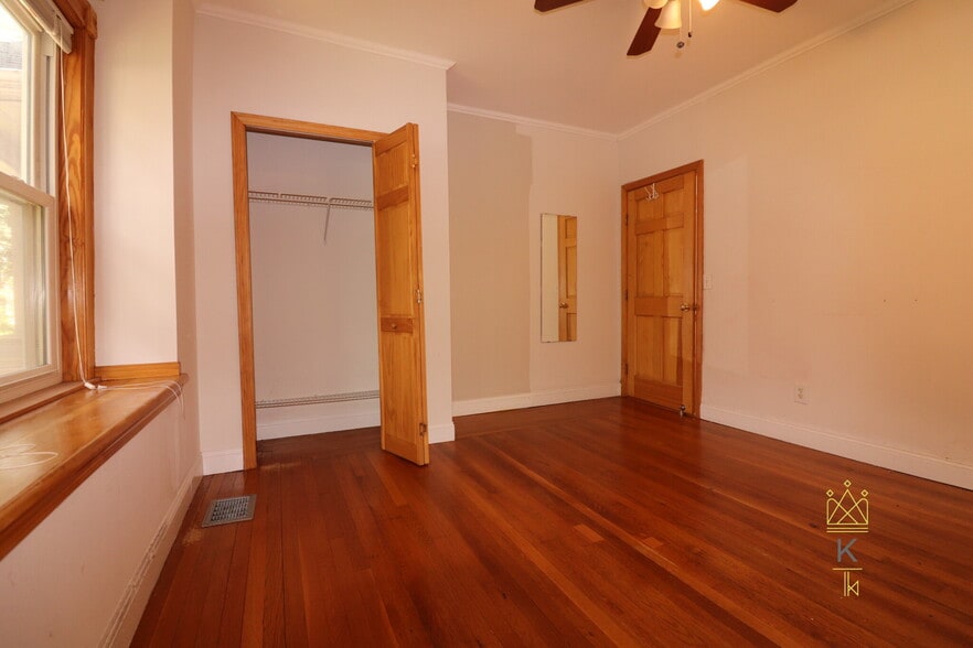 b2 - 111 Longwood Ave