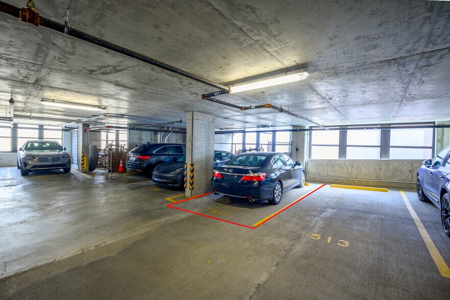 Building Photo - 10 PROVOST St