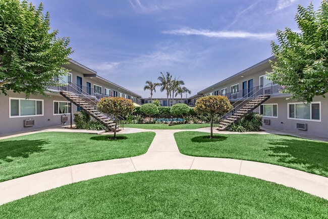 Building Photo - Tuscany Villas