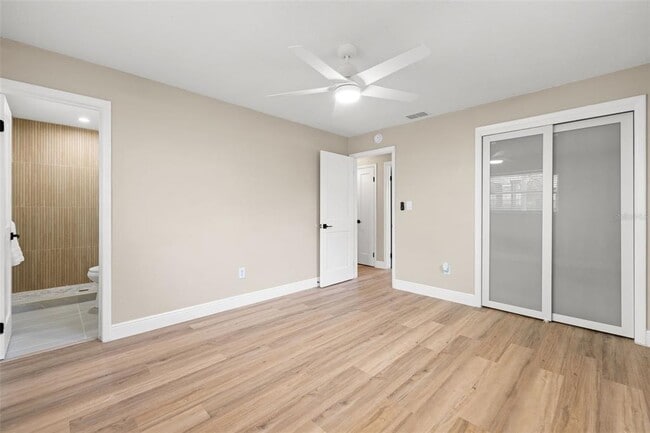 Building Photo - 2066 62nd Pl S