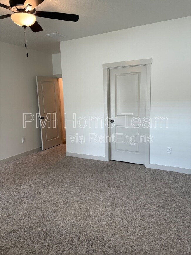 Building Photo - 3795 S 4250 W