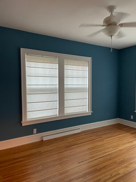 1st bdrm - 2523 LeClaire St