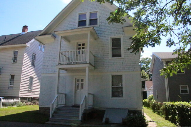 Building Photo - 188 Pacific St