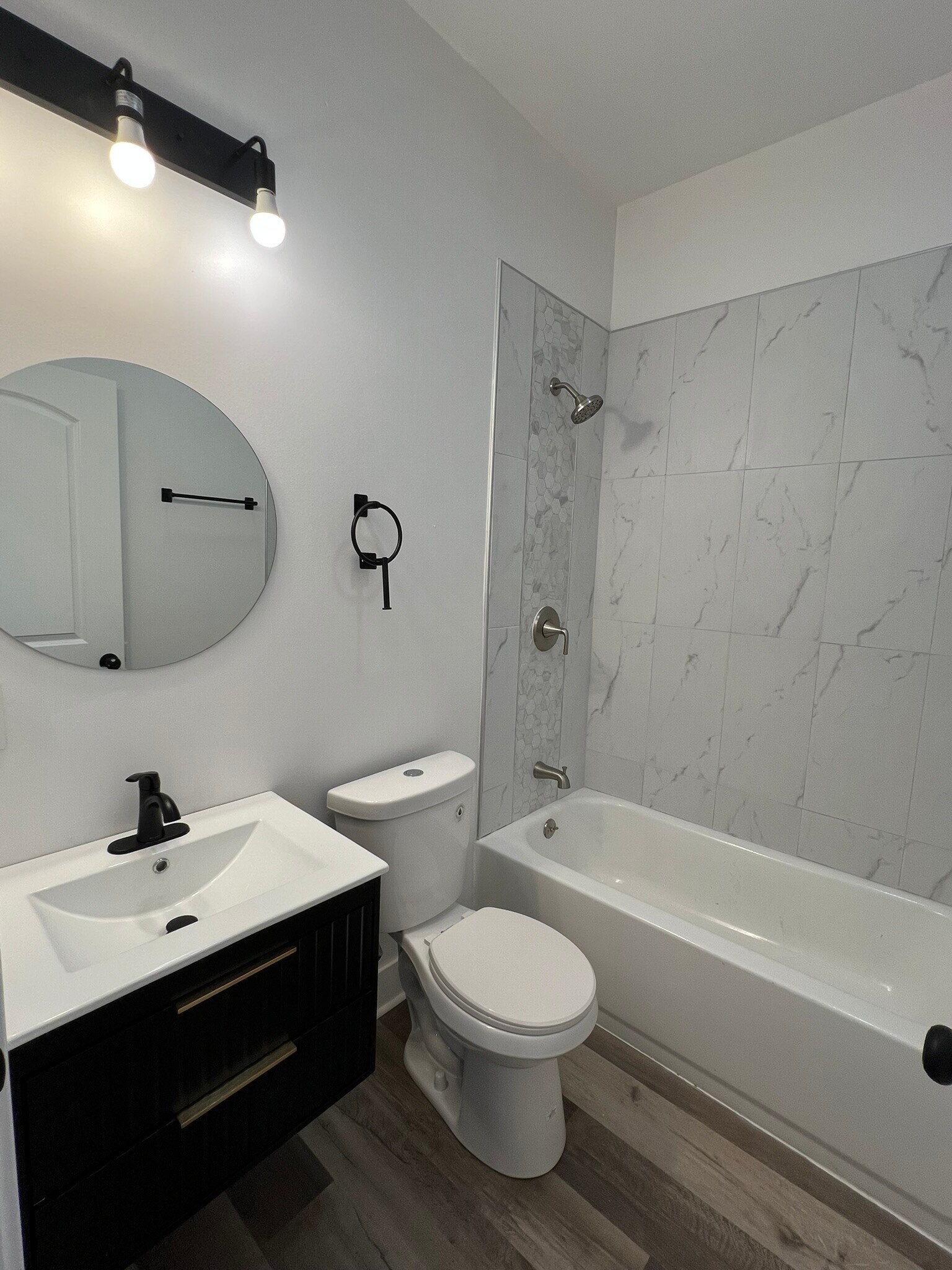 Building Photo - 3626 W Grenshaw St