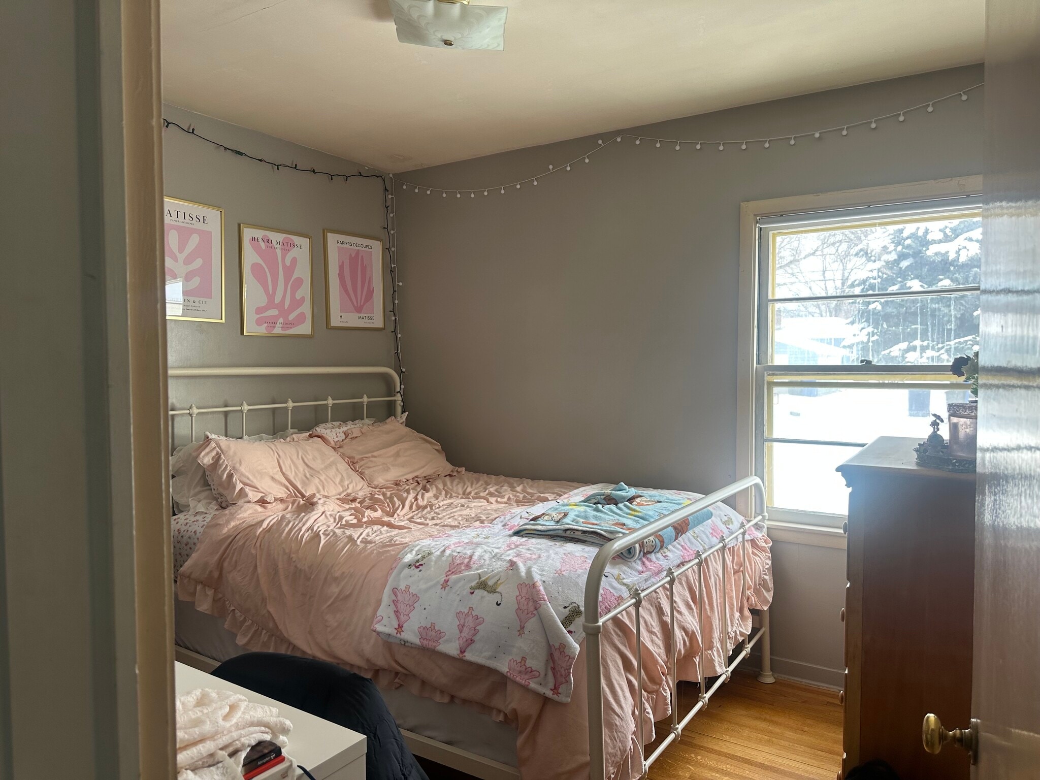 Building Photo - 1421 12th St N