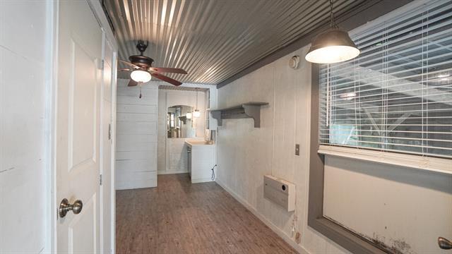 Building Photo - 1044 N King Rd
