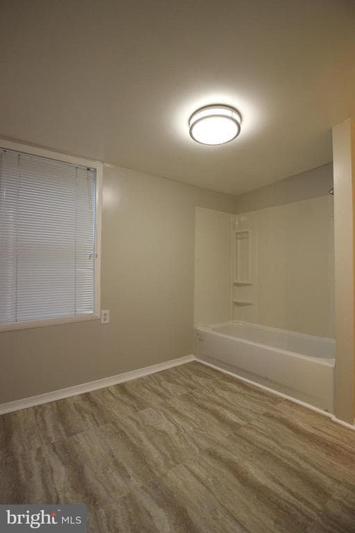 Building Photo - 3501 Chestnut Ave