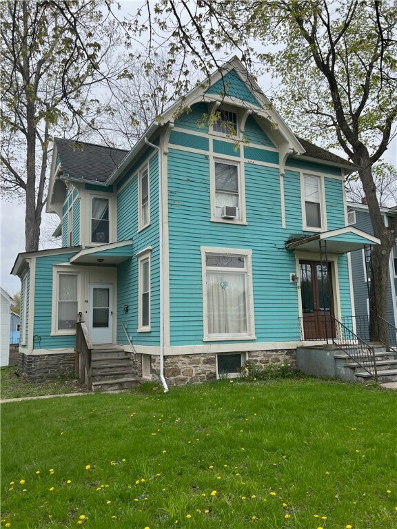 Building Photo - 89 Chestnut St