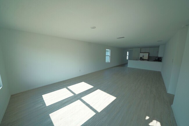 Building Photo - Gorgeous like-new home Available for Rent in Converse! Realtor Commission: $500