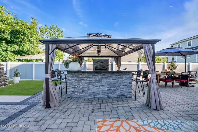 Building Photo - 243 Overbrook Ave