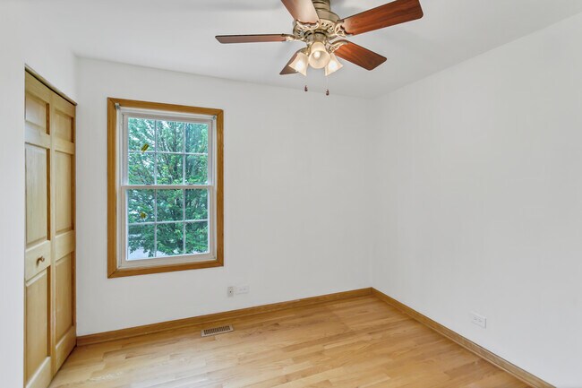 Building Photo - 3224 Bremerton Ln