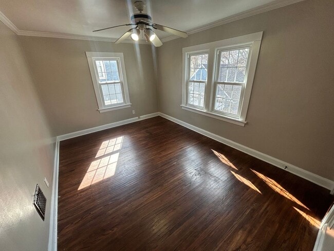 Building Photo - Charming 3-Bedroom Home with Finished Basement for Rent!