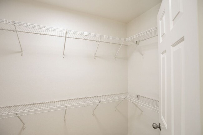 Building Photo - Well Kept Summerlin 3 Bedroom Home