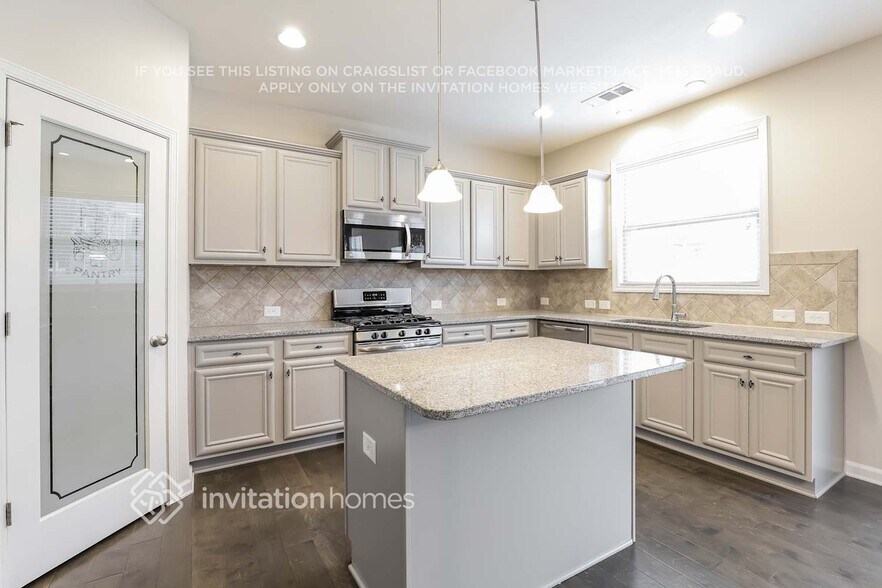 Building Photo - 5919 Park Bay Ct