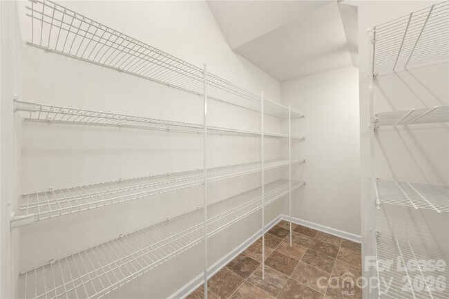 Building Photo - 9517 Harvard Oak Ct