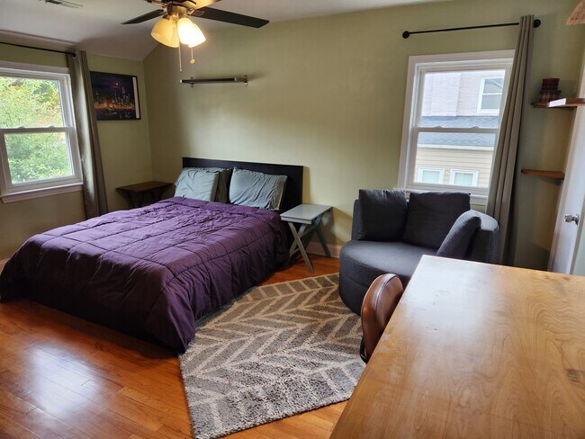 Building Photo - 3704 Arlington Blvd