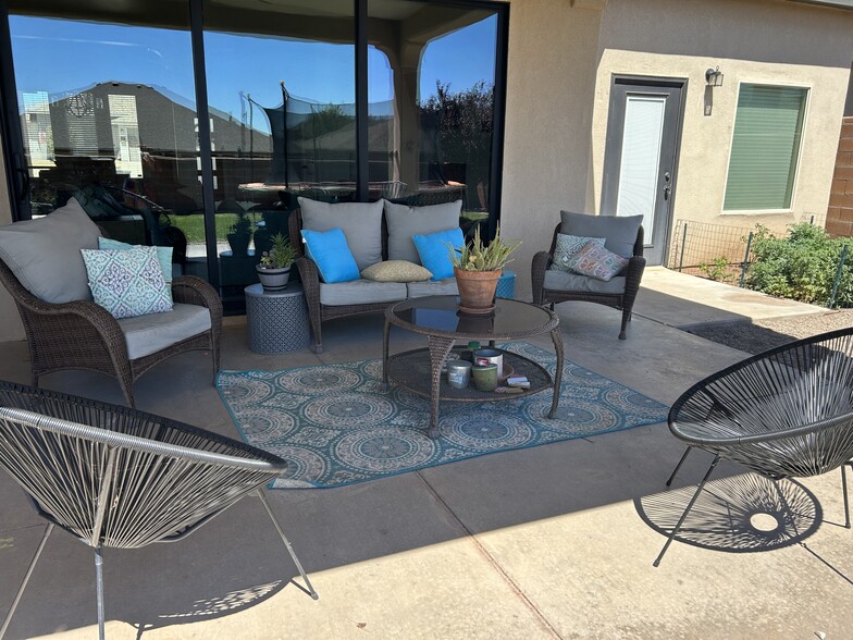 Building Photo - 518 San Simon Dr