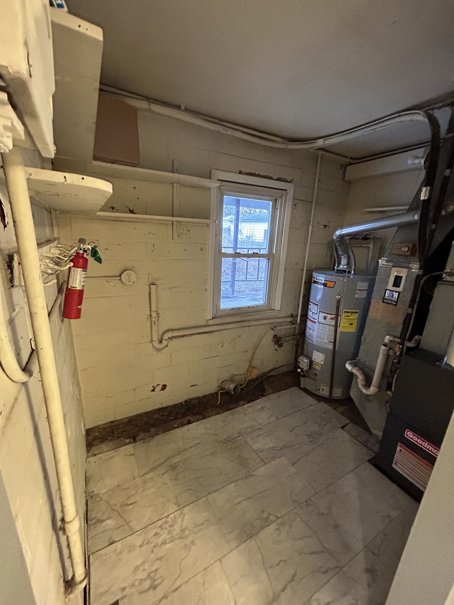 Building Photo - 3210 York St